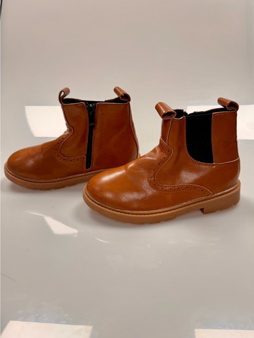 Toddler Brown Chelsea Boots Side Zip Ankle Booties Size 31/205 Cognac